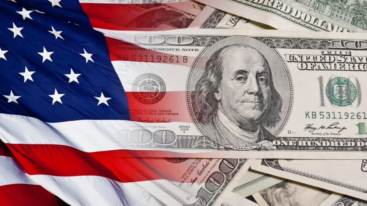 تحركات السوق.. سعر صرف الدولار مقابل الجنيه في تعاملات الثلاثاء 27 يناير